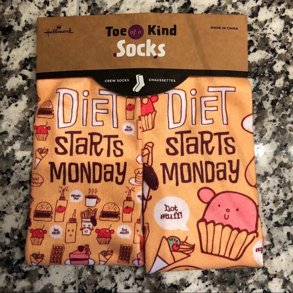 Hallmark, Diet Starts Monday socks, NWT